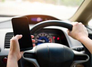 Aplikacje na telefon dla kierowców – co powinniśmy mieć na swoim telefonie? aplikacje dla kierowców