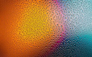 Jak myć włosy doczepiane metoda kanapkowa?