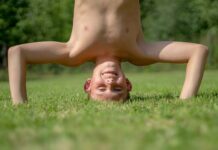 Ile trzymać Peeling enzymatyczny na głowie?