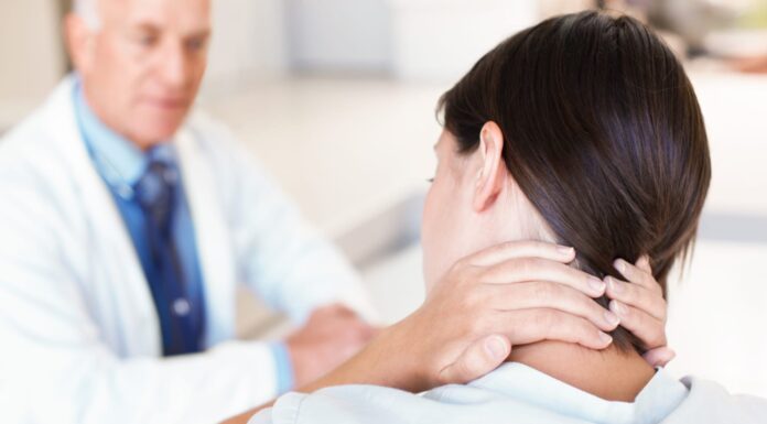 Techniki powiększania ust: porównanie i omówienie powiększanie ust