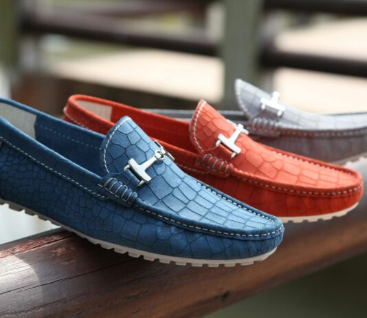 Mokasyny damskie – spośród jakiego obuwia tego typu, wybrać odpowiednie dla siebie Mokasyny damskie